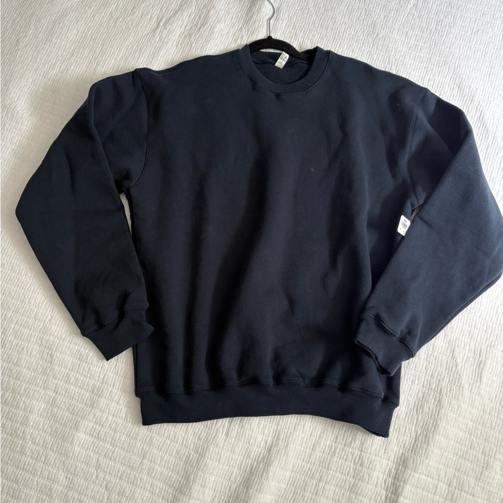 Classic Navy Men's Sweatshirt